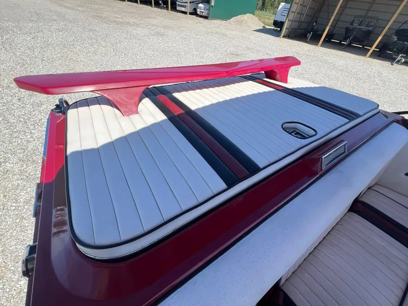 Slide: The Image of Checkmate Vision 221 Magnum 1988 - 7