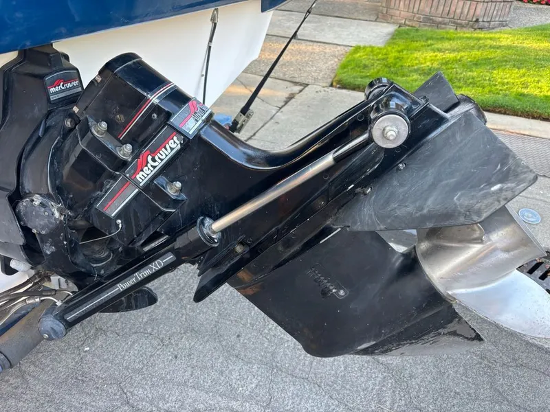 Slide: The Image of Wellcraft Eclipse 216 1991 - 9