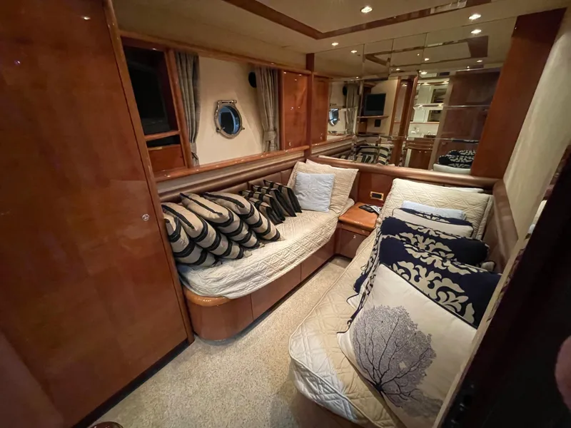 Slide: The Image of Azimut 74 2004 - 101