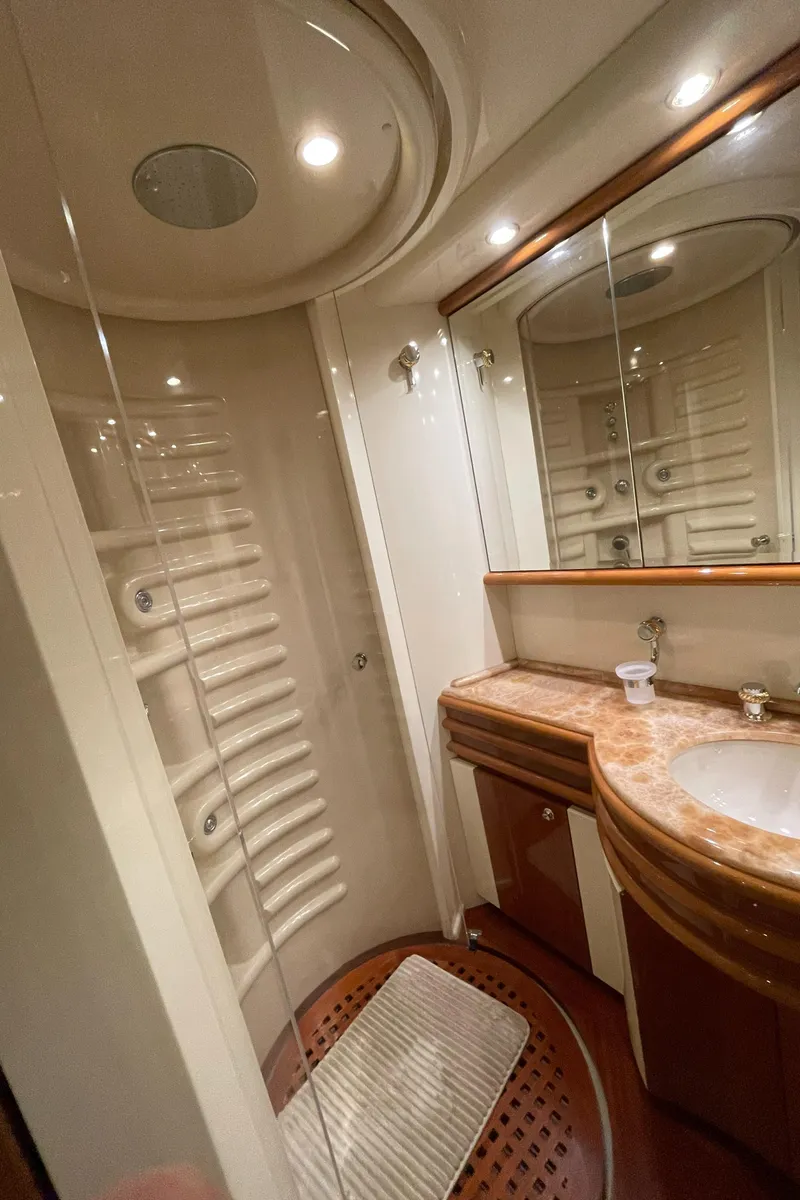 Slide: The Image of Azimut 74 2004 - 104