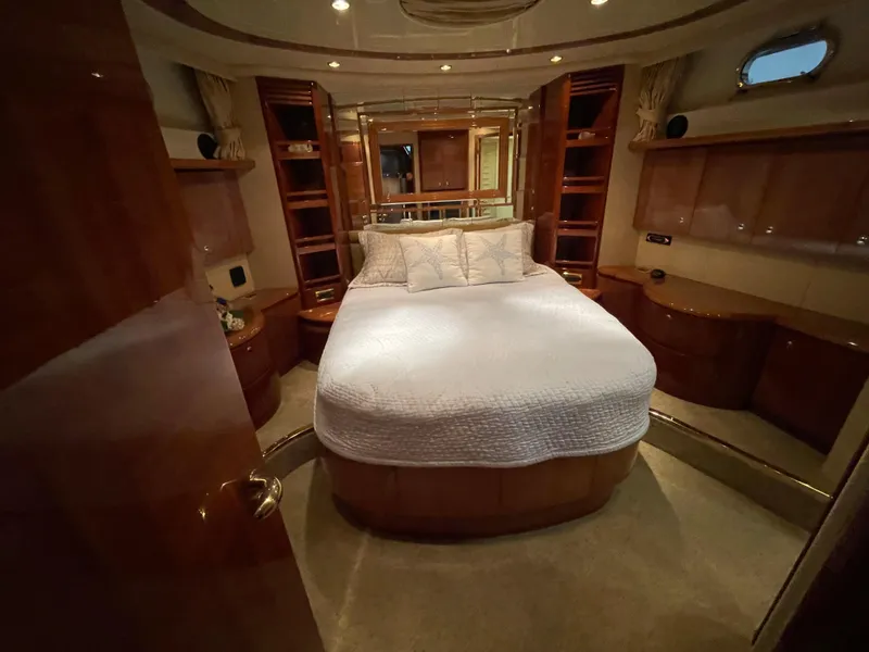 Slide: The Image of Azimut 74 2004 - 111