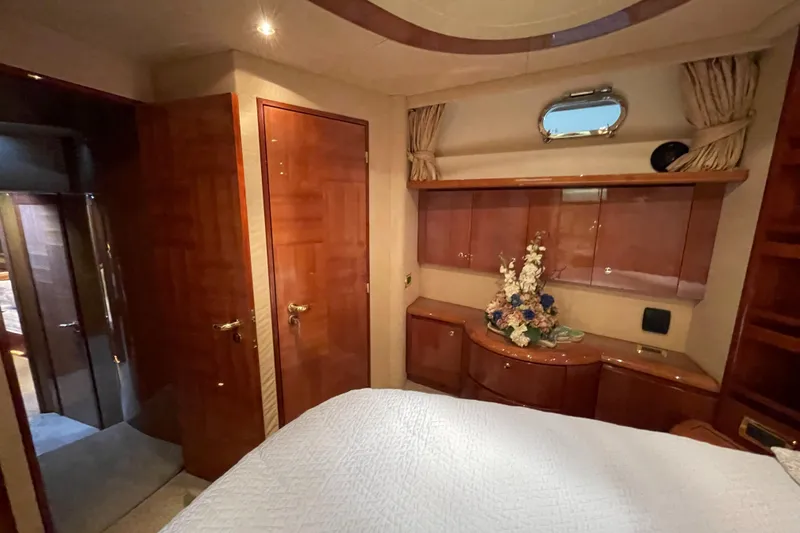 Slide: The Image of Azimut 74 2004 - 116