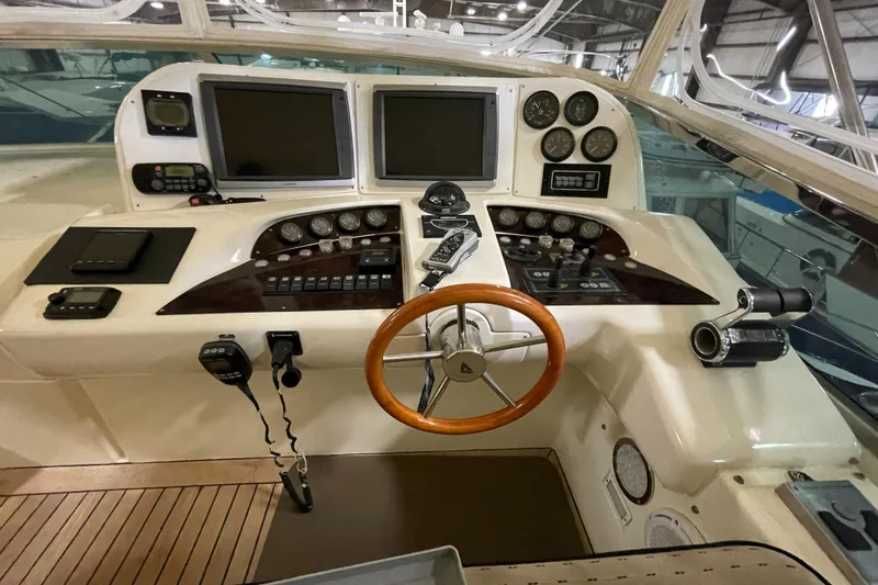 Slide: The Image of Flybridge Helm - 127