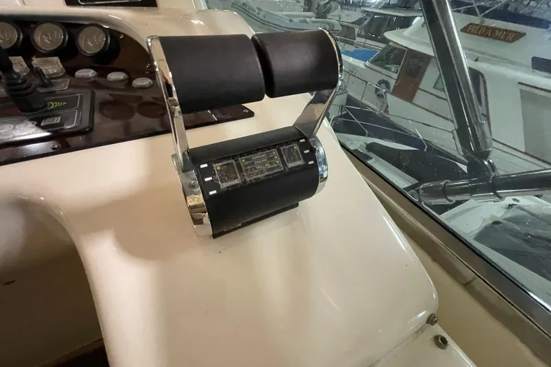 Slide: The Image of Azimut 74 2004 - 128