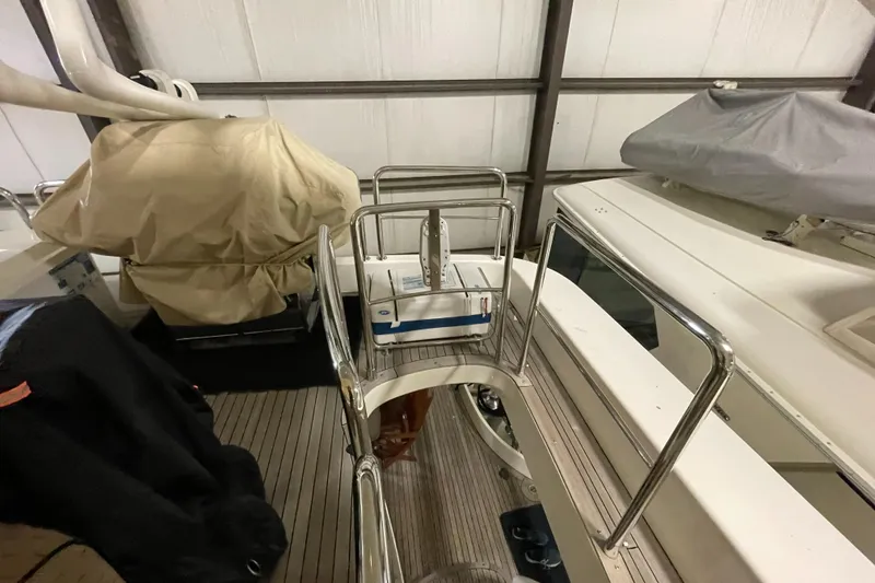 Slide: The Image of Azimut 74 2004 - 140