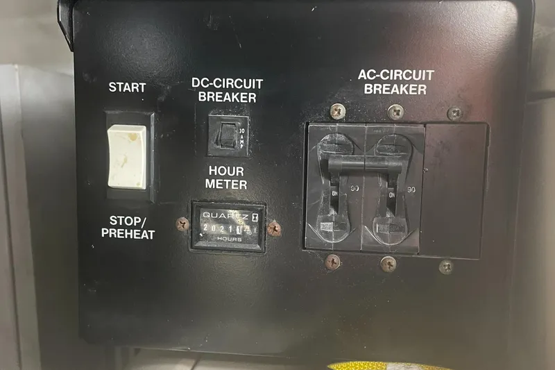 Slide: The Image of Azimut 74 2004 - 149