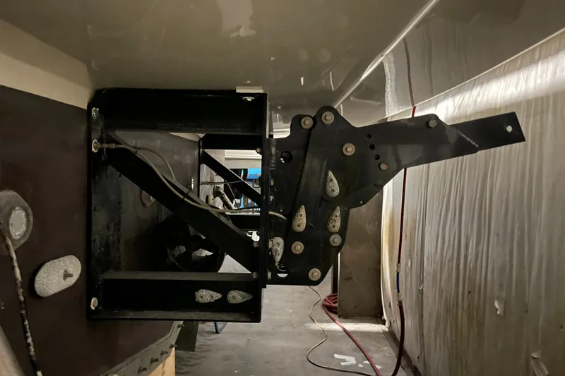 Slide: The Image of Azimut 74 2004 - 153