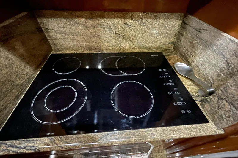 Slide: The Image of Azimut 74 2004 - 69