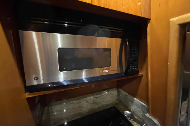 Slide: The Image of Azimut 74 2004 - 71