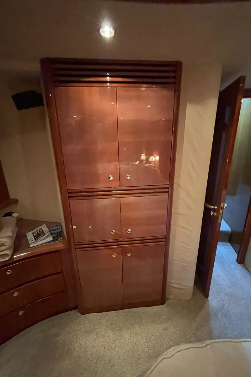 Slide: The Image of Azimut 74 2004 - 92