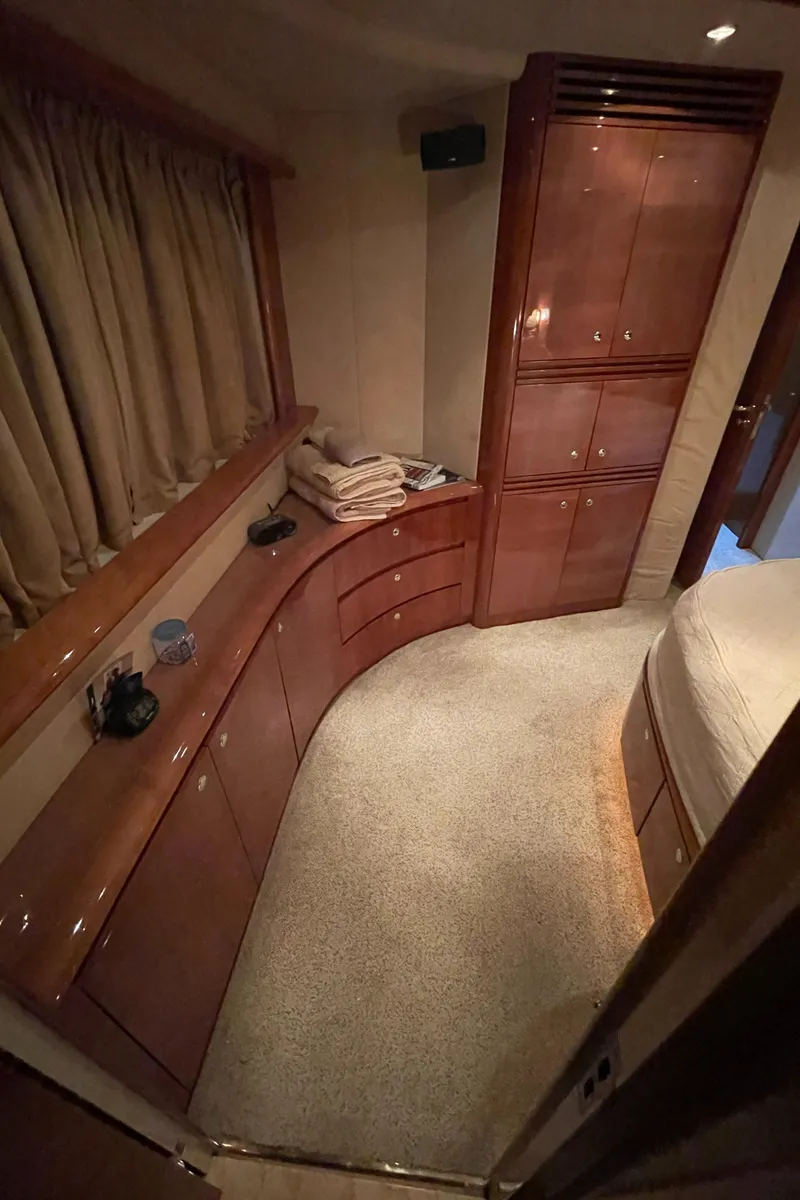 Slide: The Image of Azimut 74 2004 - 95