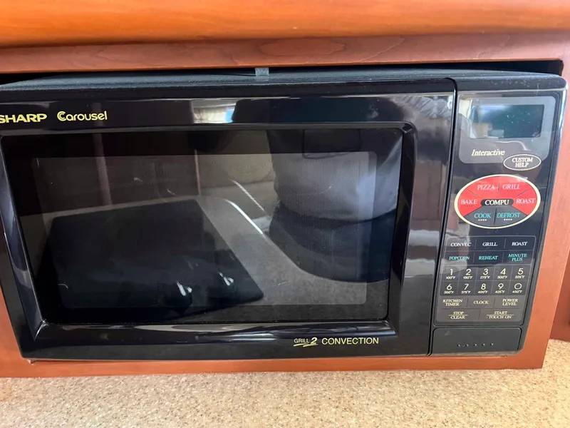 Slide: The Image of Silverton 38 Sport Bridge 2005 - 52