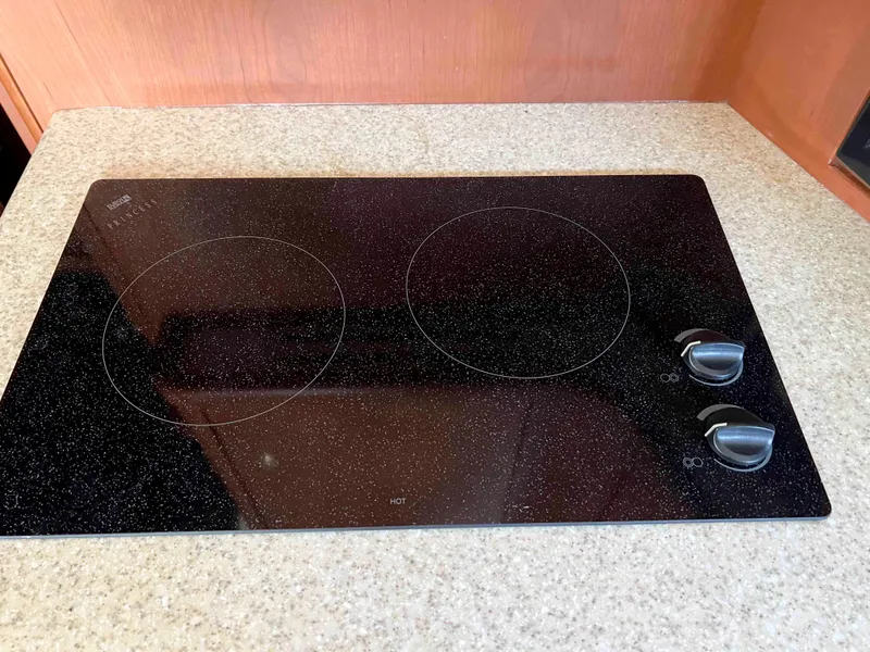 Slide: The Image of Silverton 38 Sport Bridge 2005 - 53