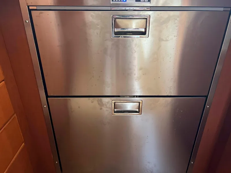 Slide: The Image of Silverton 38 Sport Bridge 2005 - 56