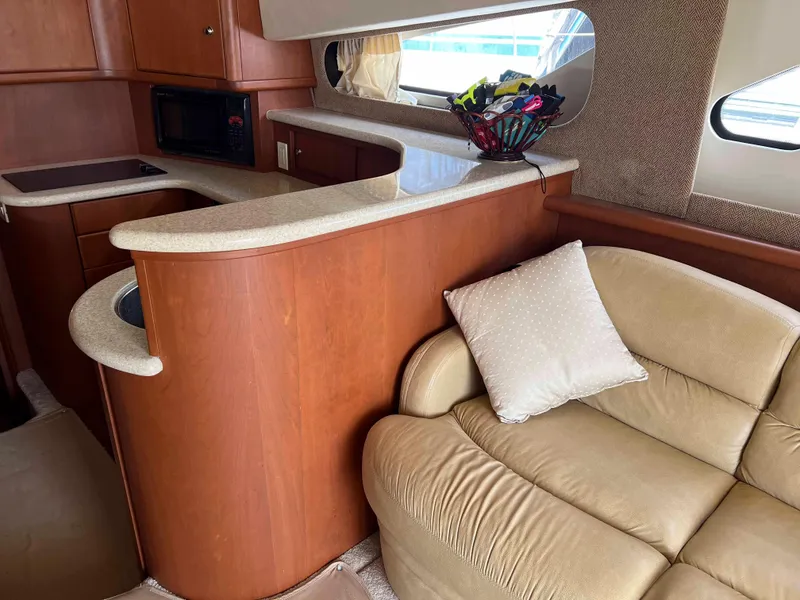 Slide: The Image of Silverton 38 Sport Bridge 2005 - 60