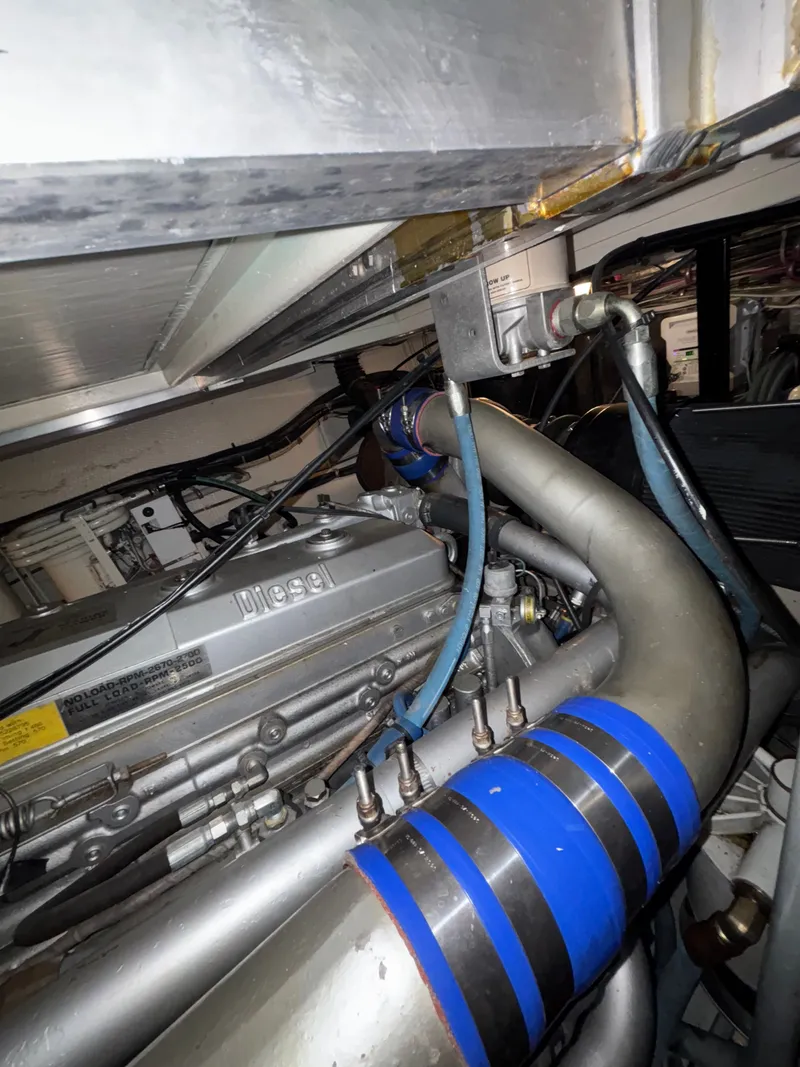 Slide: The Image of Viking 45 Convertible 1988 - 46