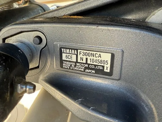 Slide: The Image of Grady-White Freedom 235 2018 - 19