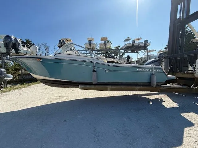 Slide: The Image of Grady-White Freedom 235 2018 - 3