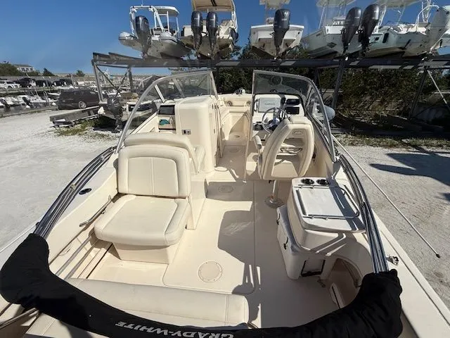 Slide: The Image of Grady-White Freedom 235 2018 - 8