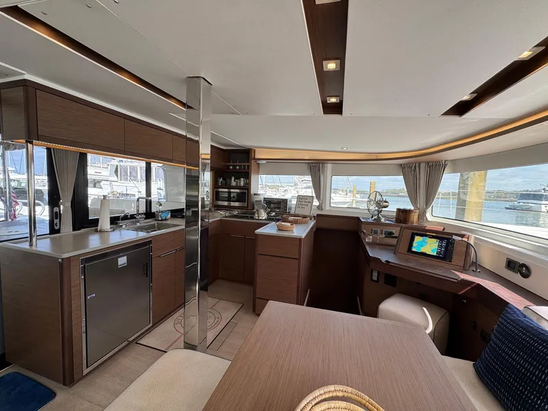 Slide: The Image of Lagoon 46 2022 - 61