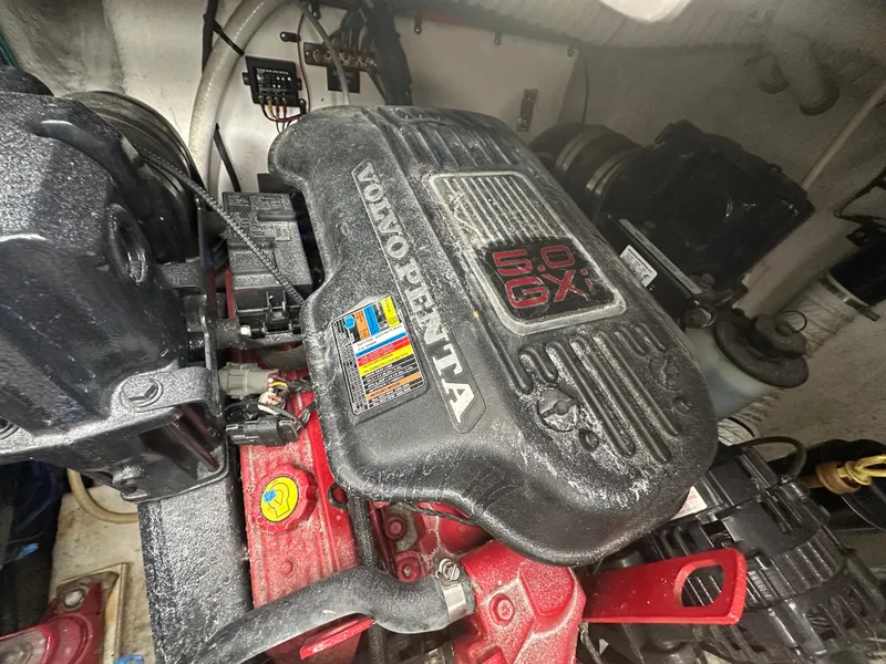 Slide: The Image of Volvo Penta 5.0 GXI engine in 2009 Cruisers 300 CXi Express boat. - 23