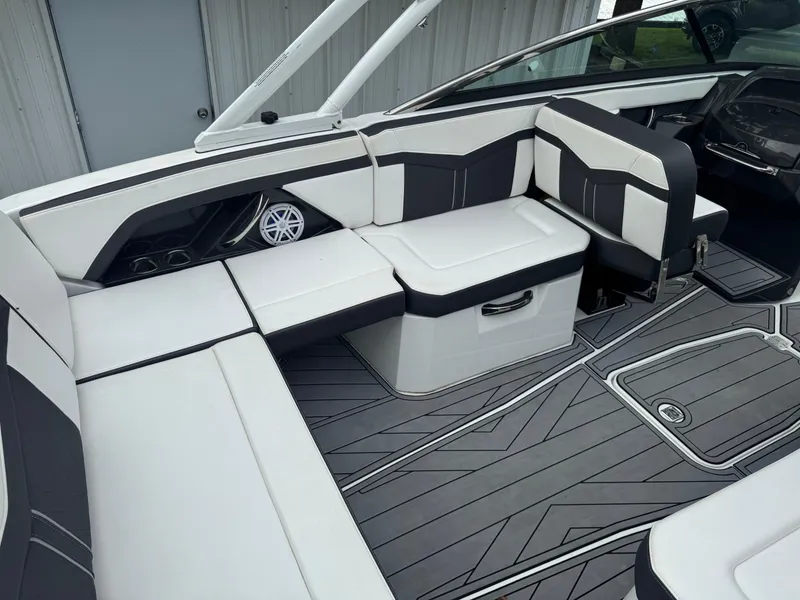 Slide: The Image of 2022 Monterey 278SS Super Sport boat interior with sleek seating and modern design. - 17