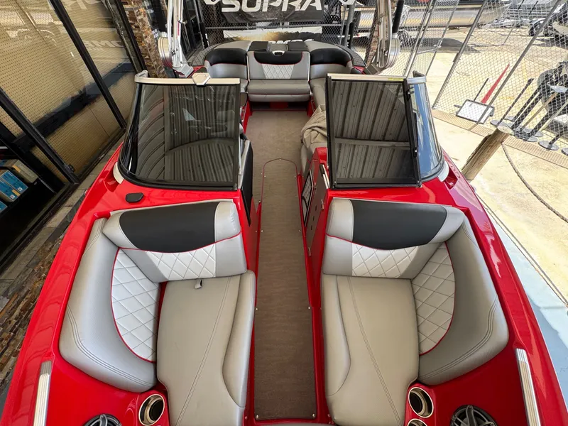 Slide: The Image of MasterCraft X30 2014 - 11