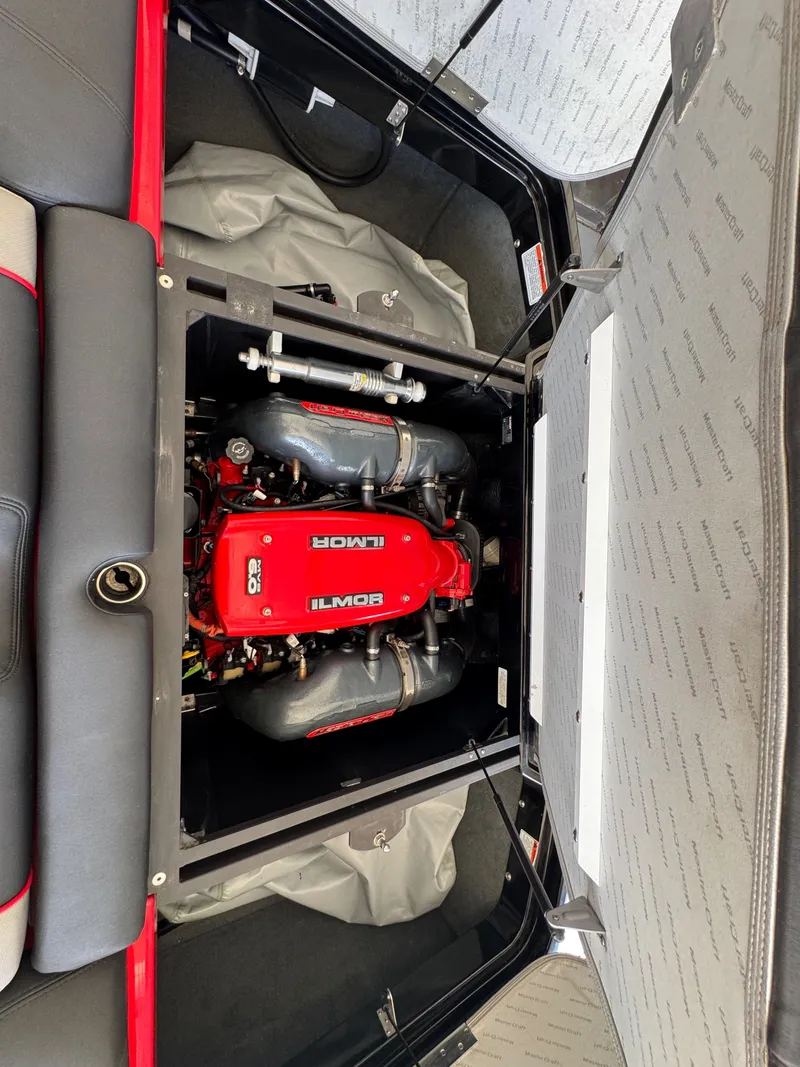 Slide: The Image of MasterCraft X30 2014 - 20