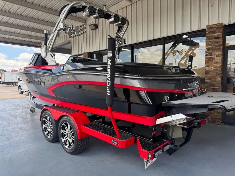 Slide: The Image of MasterCraft X30 2014 - 3