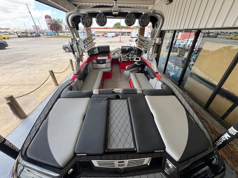 Slide: The Image of MasterCraft X30 2014 - 9