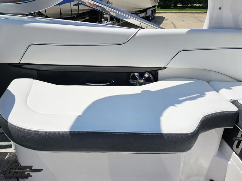 Slide: The Image of Regal 2300 Bowrider 2018 - 107