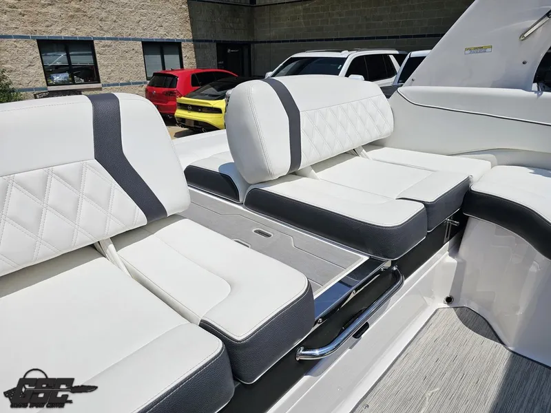 Slide: The Image of Regal 2300 Bowrider 2018 - 52