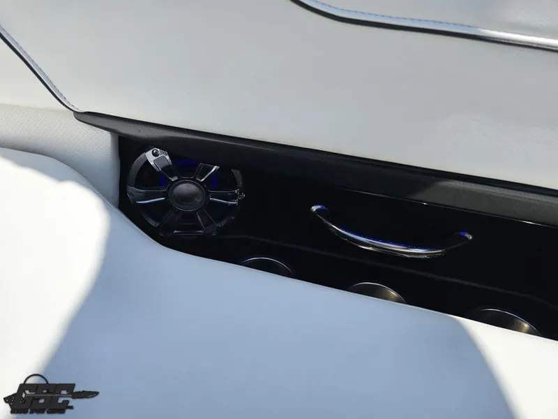 Slide: The Image of Regal 2300 Bowrider 2018 - 55