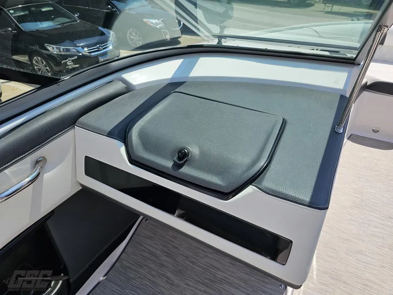 Slide: The Image of Regal 2300 Bowrider 2018 - 69