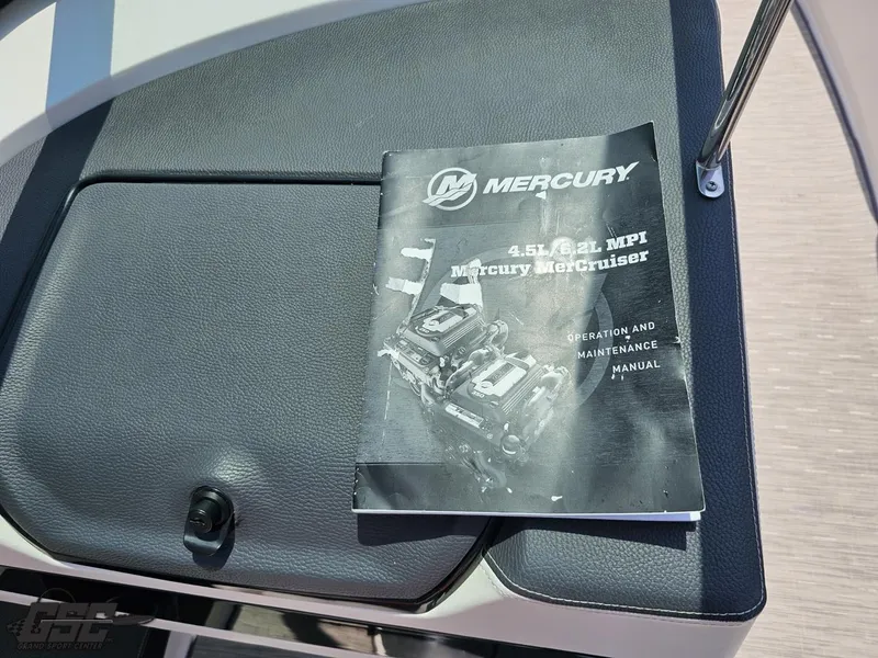 Slide: The Image of Regal 2300 Bowrider 2018 - 70