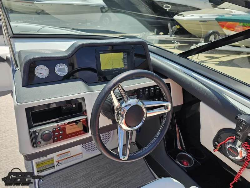 Slide: The Image of Regal 2300 Bowrider 2018 - 75