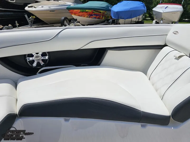 Slide: The Image of Regal 2300 Bowrider 2018 - 90