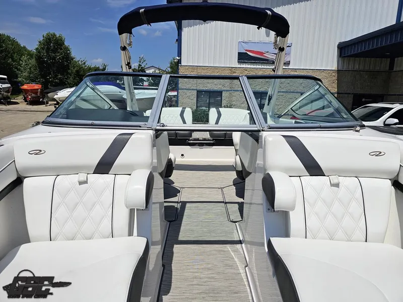 Slide: The Image of Regal 2300 Bowrider 2018 - 95