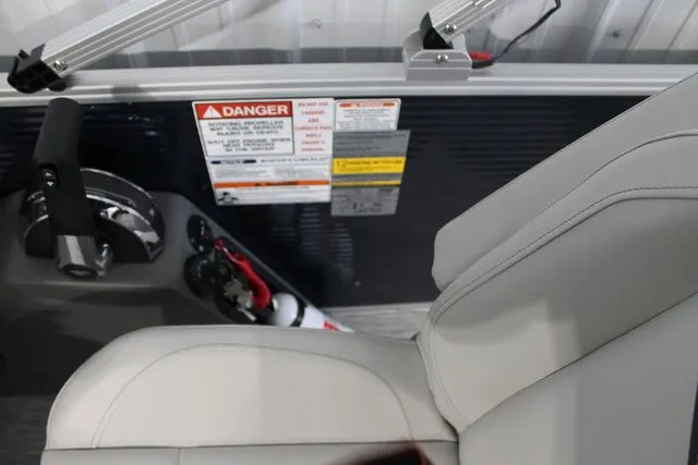 Slide: The Image of Bennington S Swingback 22 SSB 2026 - 5