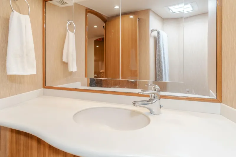 Slide: The Image of 2008 Viking 52 Sport Coupe Endurance - 14