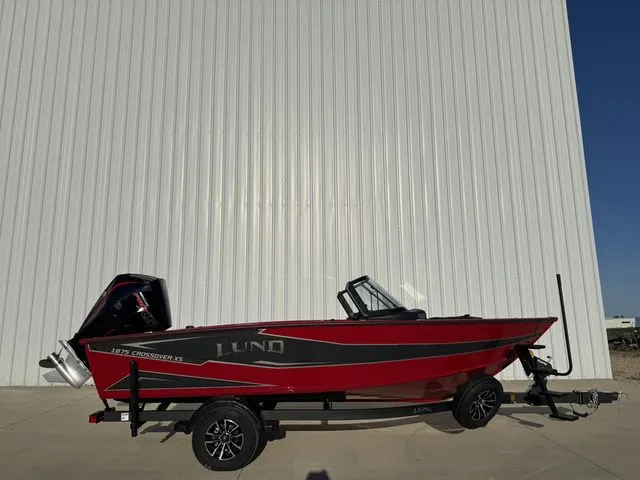 The Image of Lund 1875 Crossover XS 2026 - 1