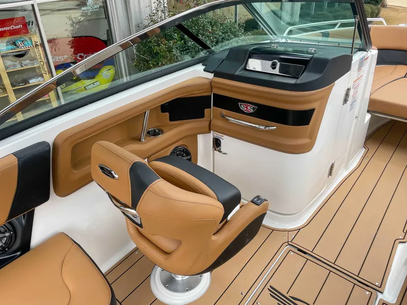 Slide: The Image of Chaparral 287 SSX 2024 - 18