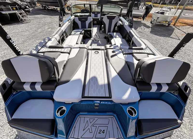 Slide: The Image of MasterCraft XT24 2025 - 10