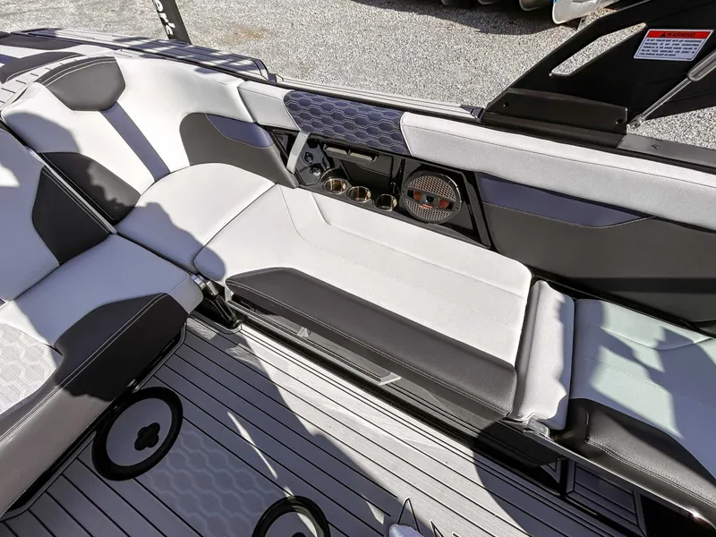 Slide: The Image of MasterCraft XT24 2025 - 19