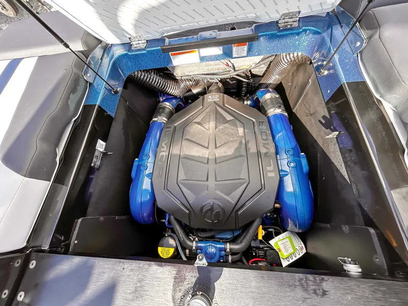 Slide: The Image of MasterCraft XT24 2025 - 21