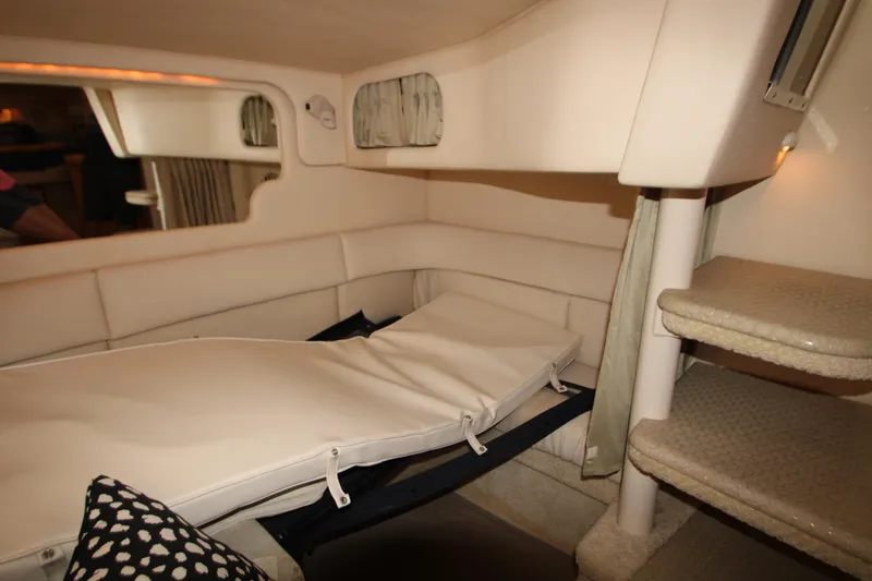 Slide: The Image of Sea Ray 340 Sundancer 2001 - 51