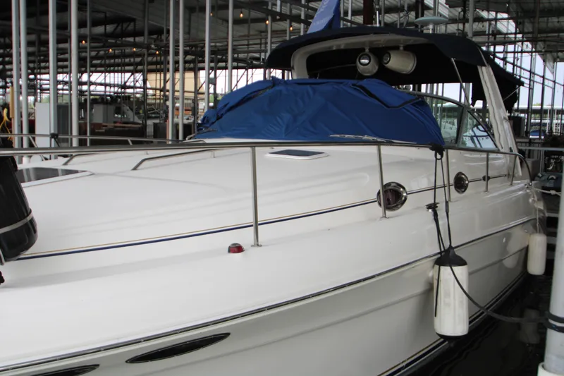 Slide: The Image of Sea Ray 340 Sundancer 2001 - 66