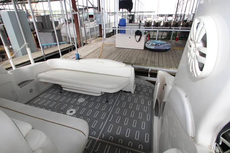 Slide: The Image of Sea Ray 340 Sundancer 2001 - 76