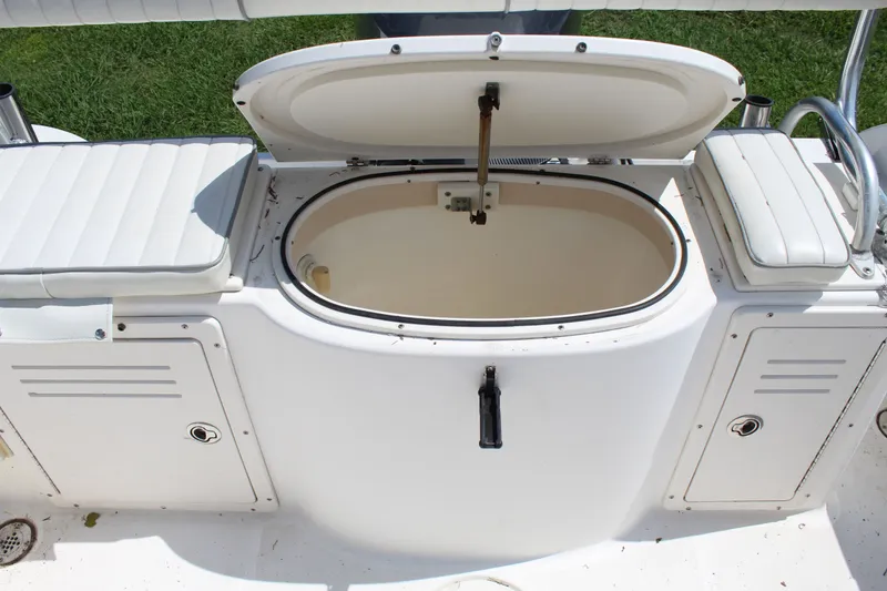 Slide: The Image of Cobia 230 Walkaround 2005 - 10