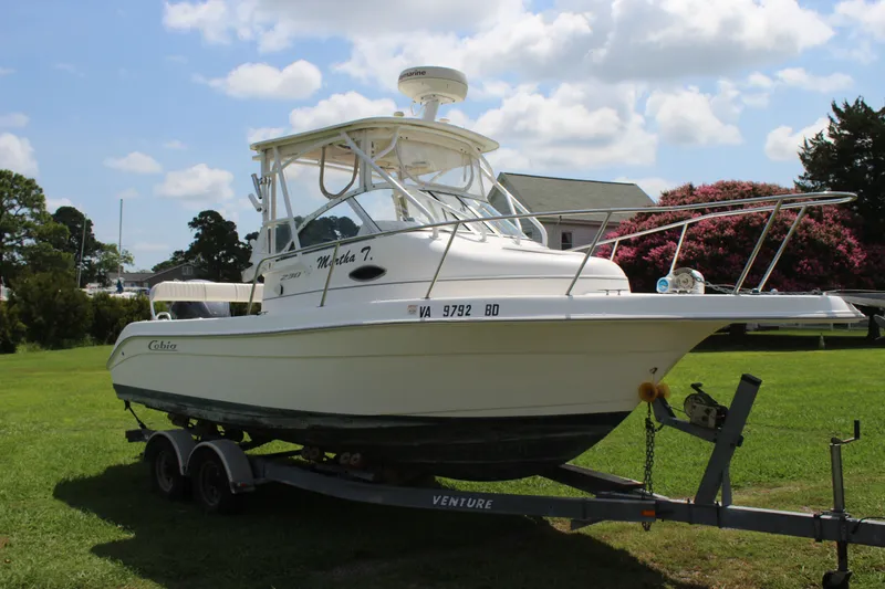 Slide: The Image of Cobia 230 Walkaround 2005 - 2